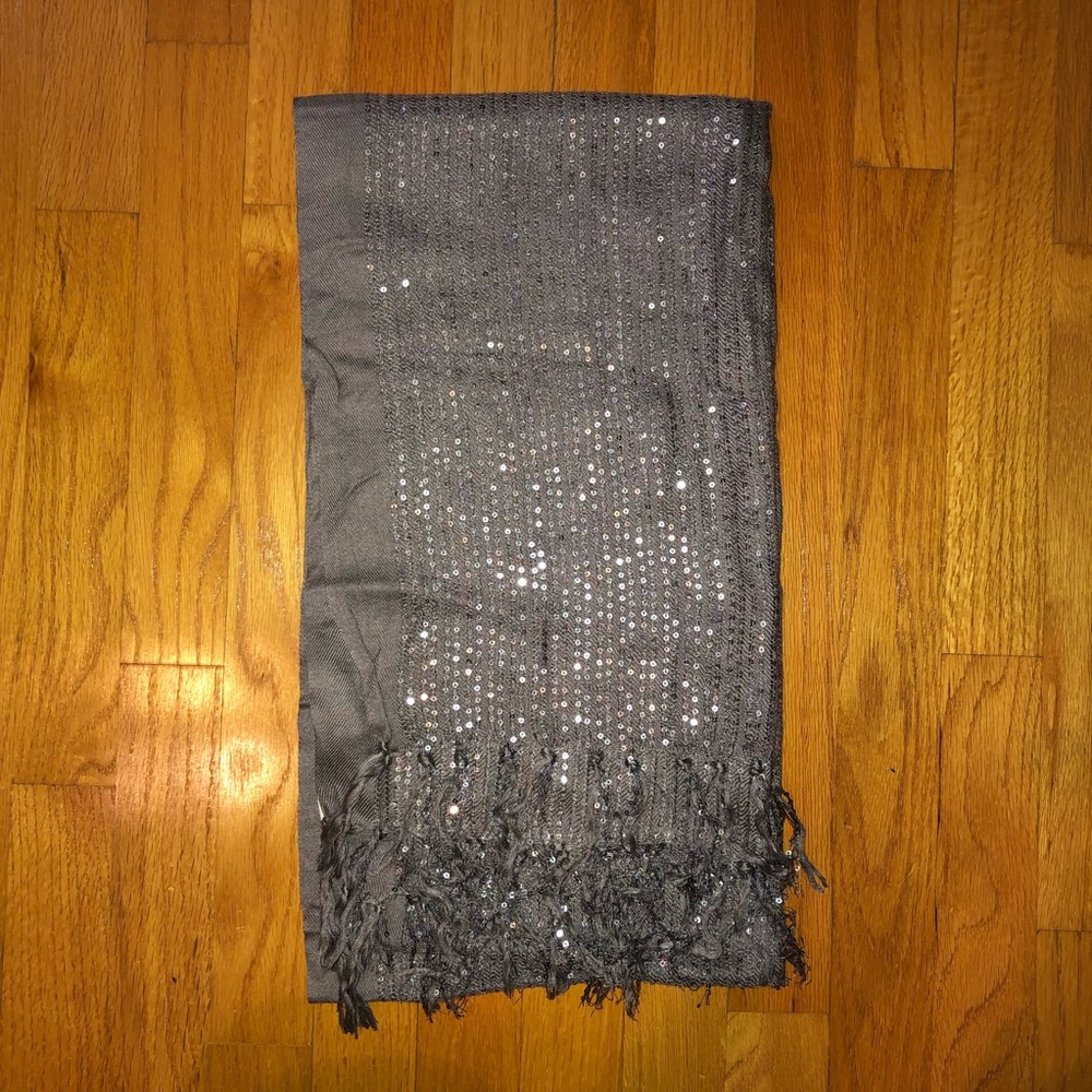 New York & company gray scarf warp new with tags